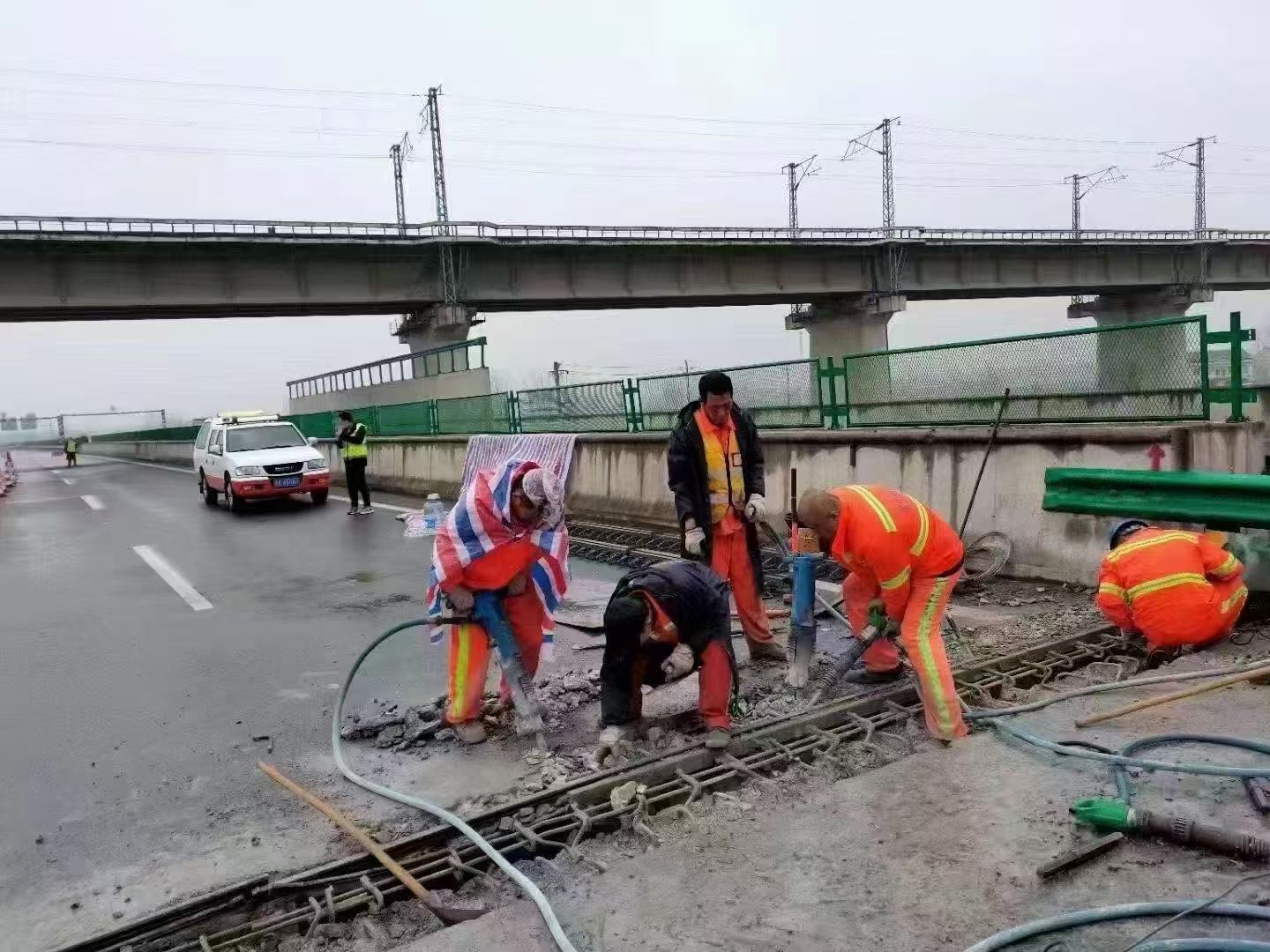 邵东桥梁伸缩缝抢修料